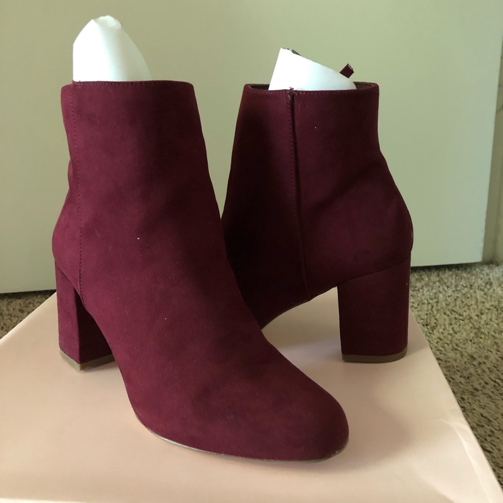 Just fab shoes size 8.5. Only used once.